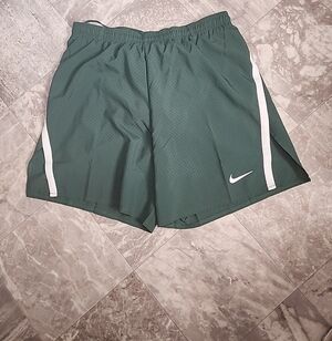 NWT Nike Fast 7" Dri-Fit Lined Running Shorts Green White Men's M CV2821 342